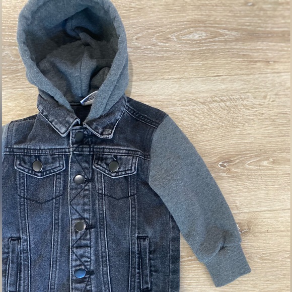 Olive + Scout : Carson Denim Jacket - Picture 3 of 6